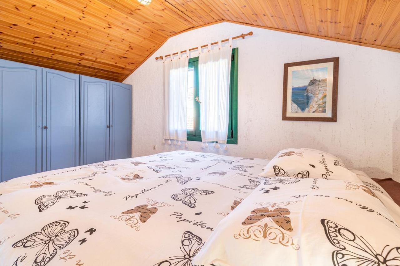 Cohar Apartment